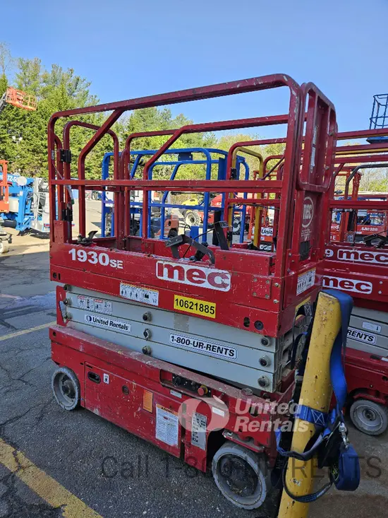 2017 MEC 1930SE Scissor Lift