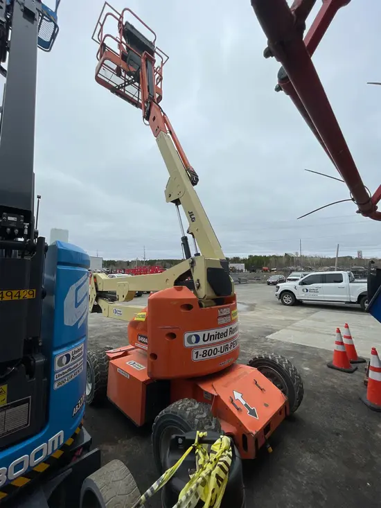 2017 JLG E450AJ Articulating Boom Lift