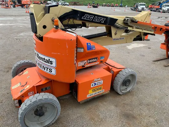 2017 JLG E450AJ Articulating Boom Lift