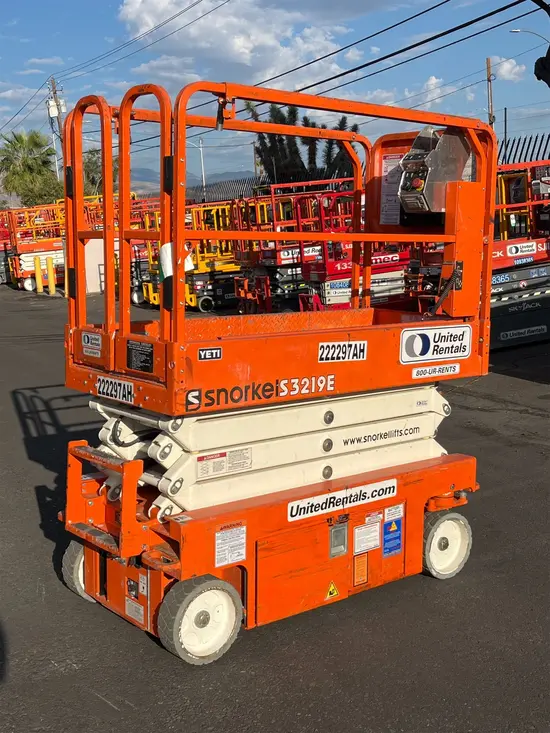 2019 Snorkel S3219E Scissor Lift