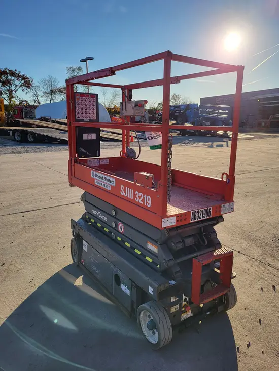 2017 Skyjack SJIII3219 Scissor Lift