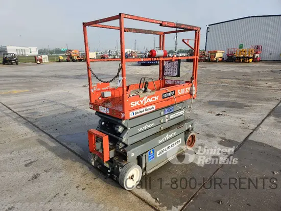 2018 Skyjack SJIII3219 Scissor Lift