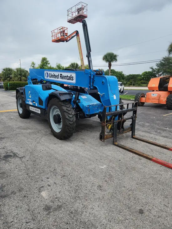 2018 Genie GTH-844 Forklift