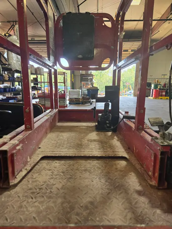 2018 MEC MICRO 19 Scissor Lift