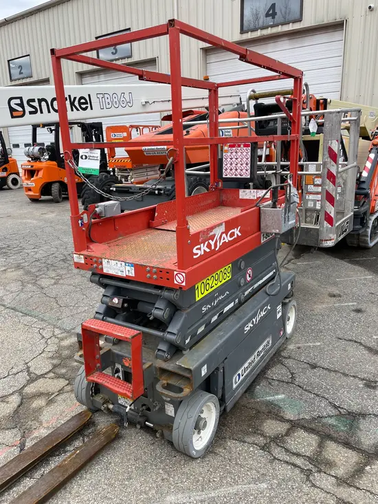 2017 Skyjack SJIII3219 Scissor Lift