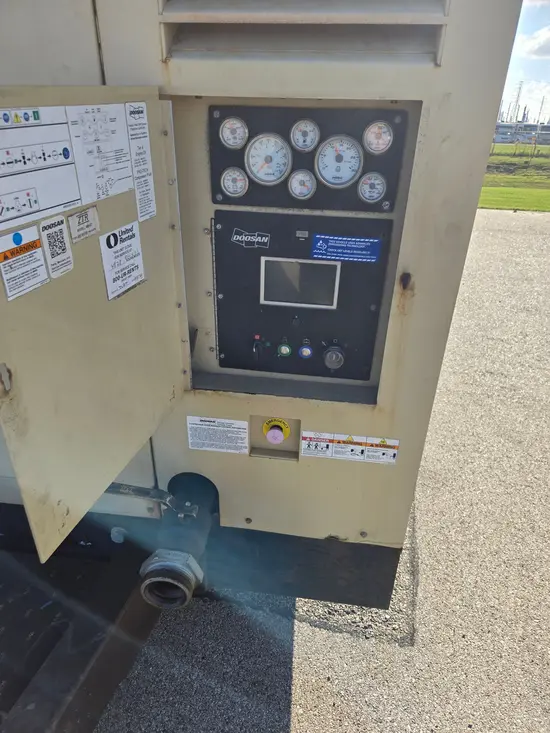2018 Doosan HP1600WCU-T4F Air Compressor