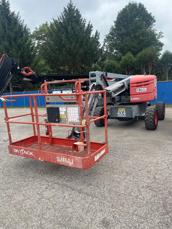2017 Skyjack SJ46AJ Articulating Boom Lift