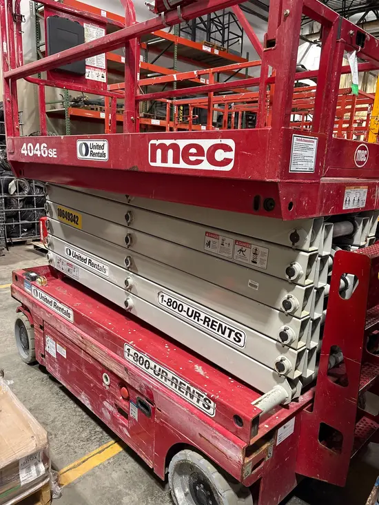 2017 MEC 4046SE Scissor Lift