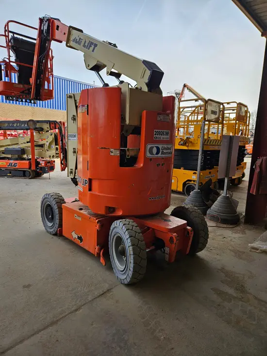 2016 JLG E300AJP Articulating Boom Lift