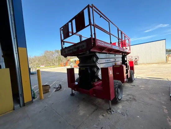2017 MEC 6092RT Rough Terrain Scissor Lift