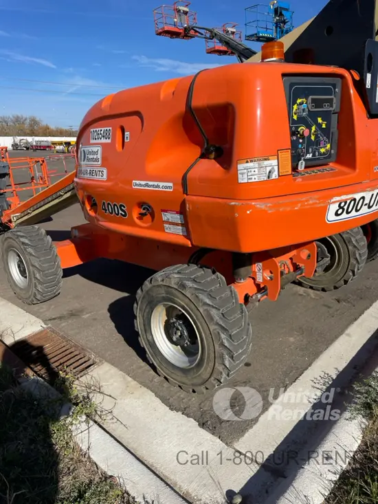 2014 JLG 400S Boom Lift