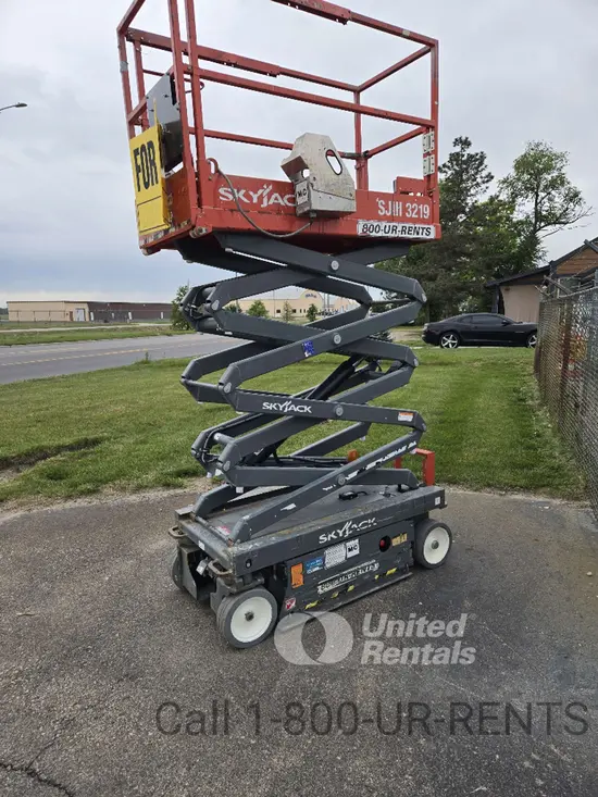 2018 Skyjack SJIII3219 Scissor Lift
