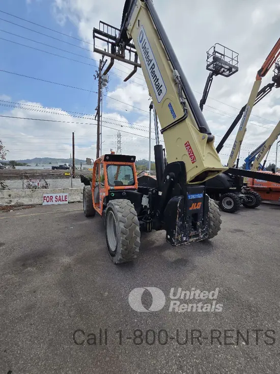 2018 JLG 1055 Forklift