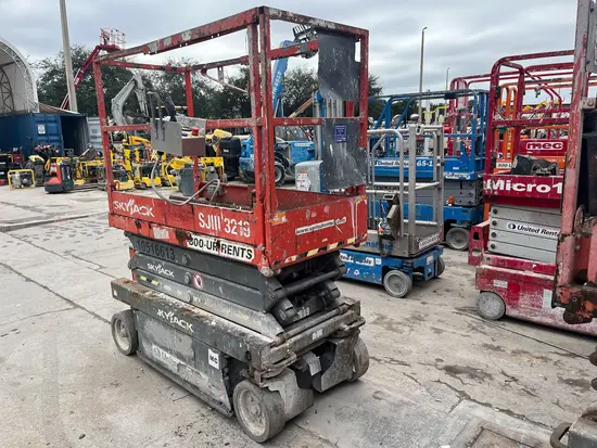 2016 Skyjack SJIII3219 Scissor Lift