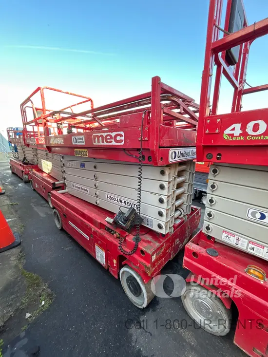 2017 MEC 4046SE Scissor Lift