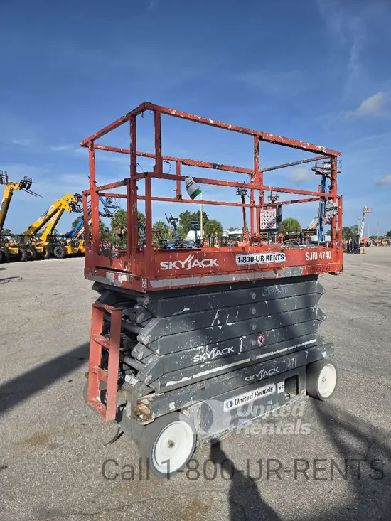 2017 Skyjack SJIII4740 Scissor Lift