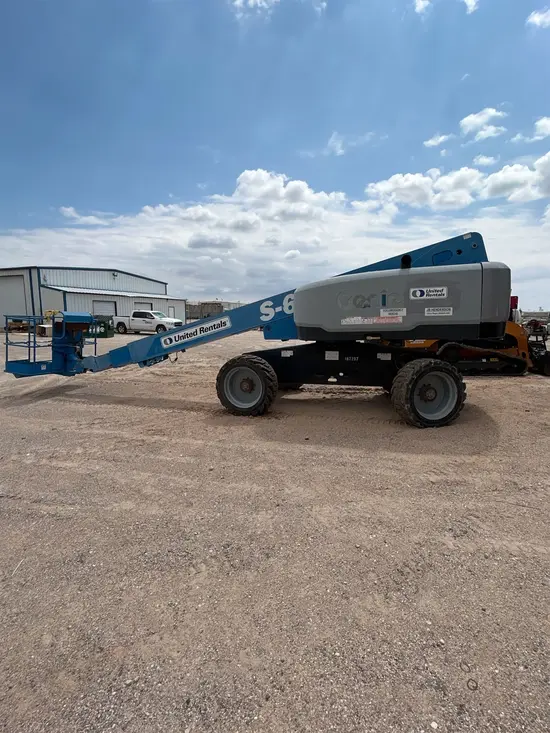 2017 Genie S-60X Boom Lift