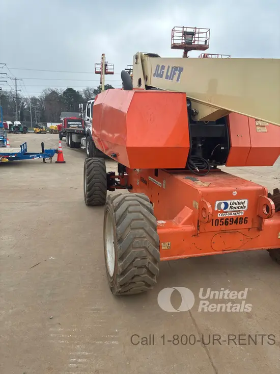2017 JLG 800S Boom Lift