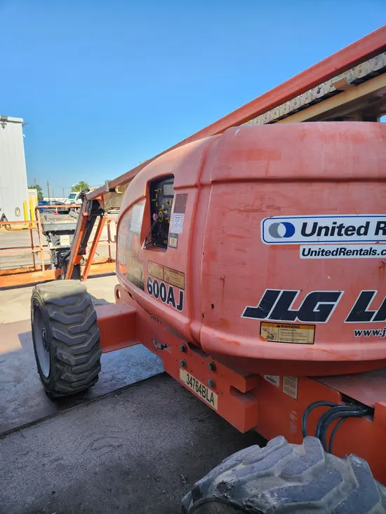 2016 JLG 600AJ Articulating Boom Lift
