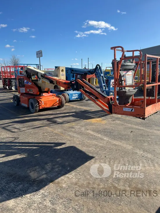 2015 JLG E400AJPN Articulating Boom Lift