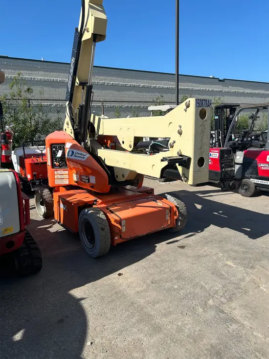 2015 JLG E400AJPN Articulating Boom Lift