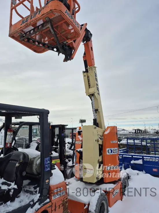 2018 JLG E300AJP Articulating Boom Lift