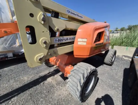 2017 JLG 450AJ Articulating Boom Lift