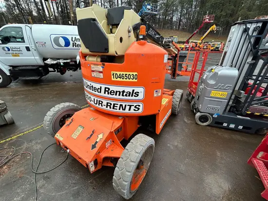 2016 JLG E450AJ Articulating Boom Lift
