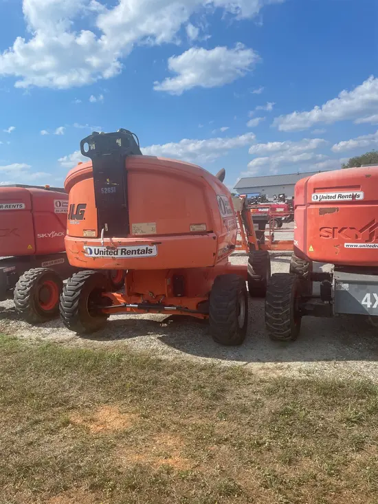 2017 JLG 460SJ Boom Lift