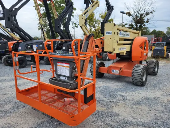 2013 JLG 450AJ Articulating Boom Lift