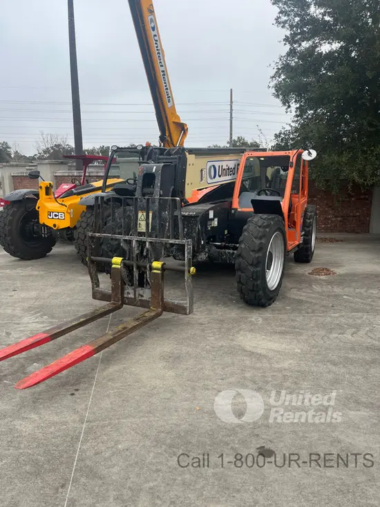 2017 JLG 742 Forklift