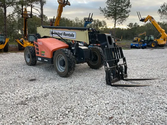 2018 JLG 943 Forklift