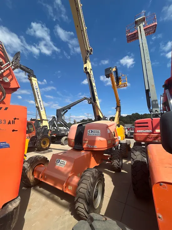 2017 JLG 400S Boom Lift
