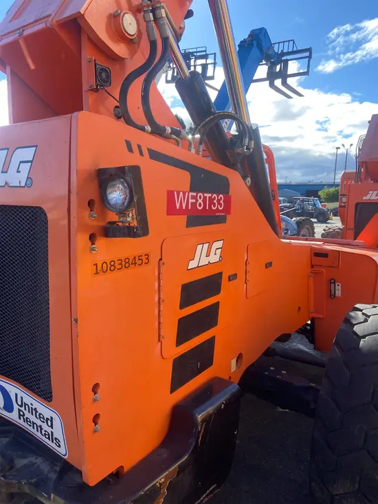 2018 SKYTRAK 8042 Forklift