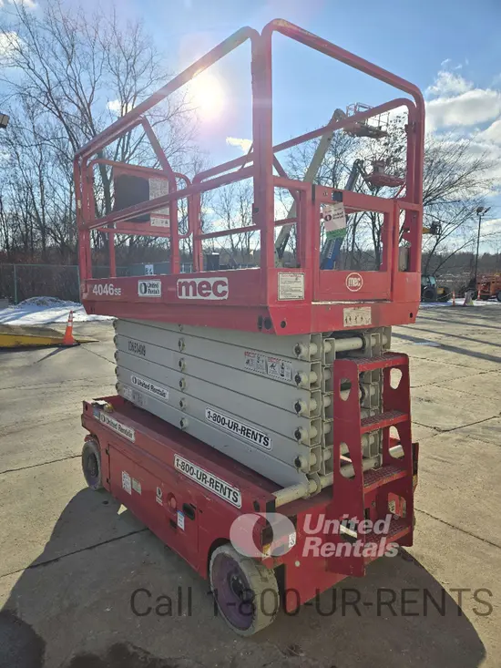 2017 MEC 4046SE Scissor Lift