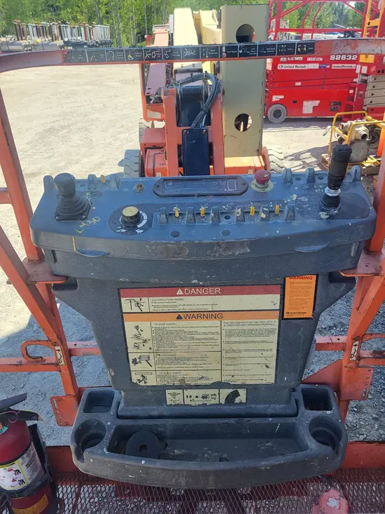 2016 JLG E450AJ Articulating Boom Lift