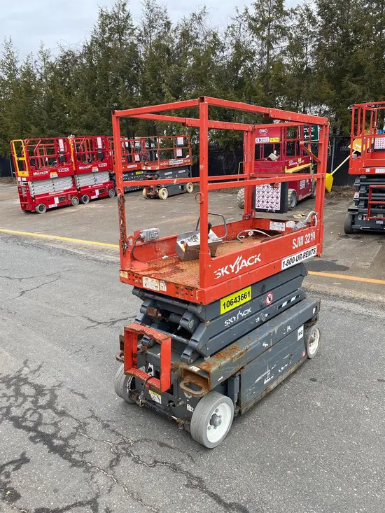 2017 Skyjack SJIII3219 Scissor Lift