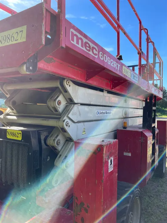 2017 MEC 6092RT Rough Terrain Scissor Lift