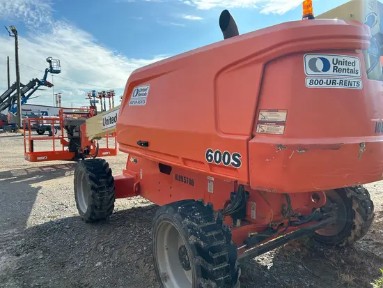 2019 JLG 600S Boom Lift