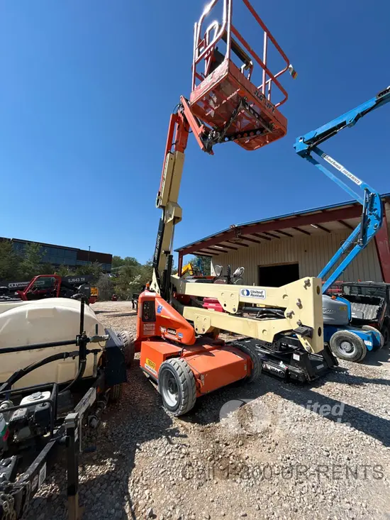 2017 JLG E450AJ Articulating Boom Lift