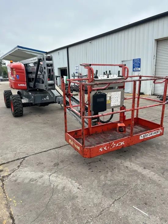 2016 Skyjack SJ46AJ Articulating Boom Lift