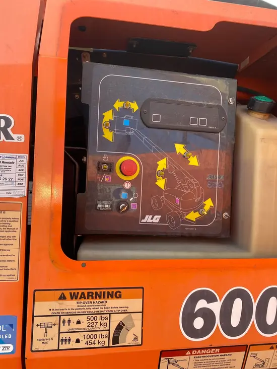 2017 JLG 600S Boom Lift