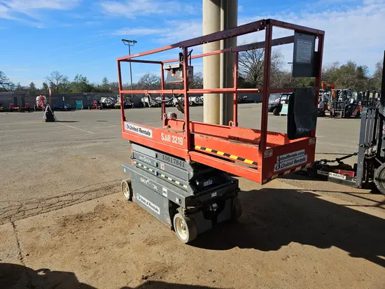 2017 Skyjack SJIII3219 Scissor Lift