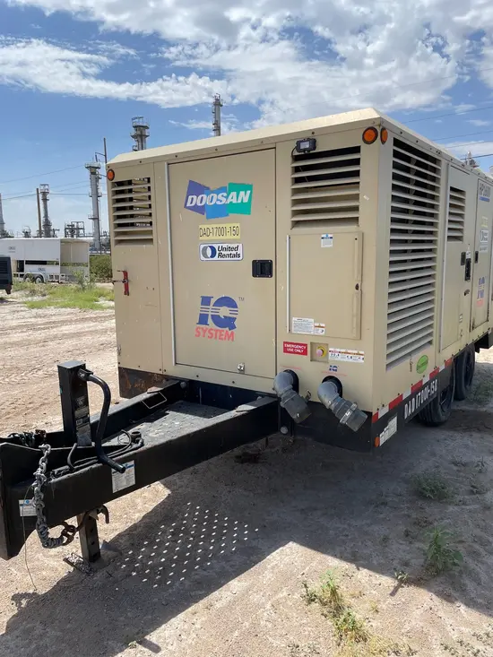 2017 Doosan HP1600WCU-T4F Air Compressor