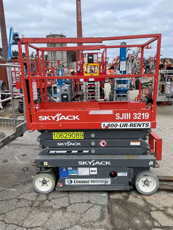 2017 Skyjack SJIII3219 Scissor Lift