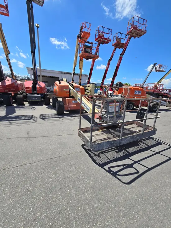 2017 JLG 400S Boom Lift
