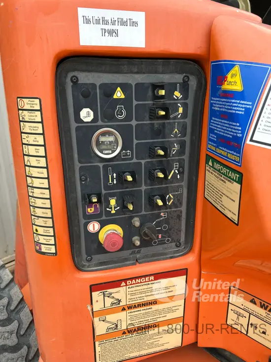 2014 JLG E450AJ Articulating Boom Lift