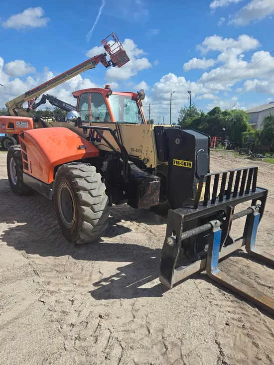2018 JLG 1644 Forklift
