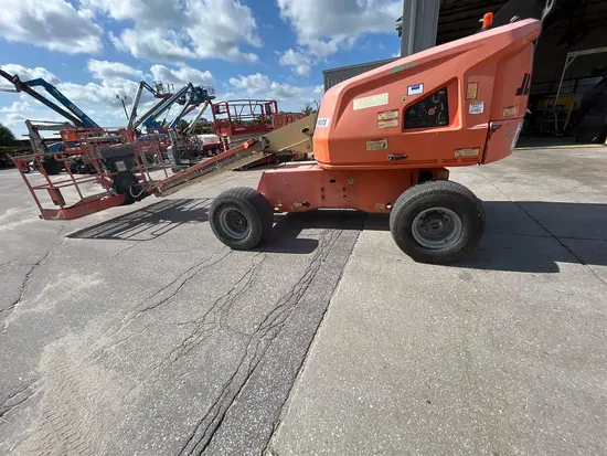 2016 JLG 400S Boom Lift