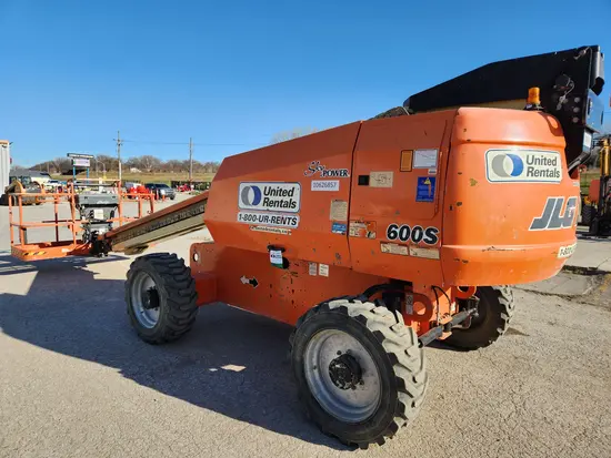 2017 JLG 600S Boom Lift